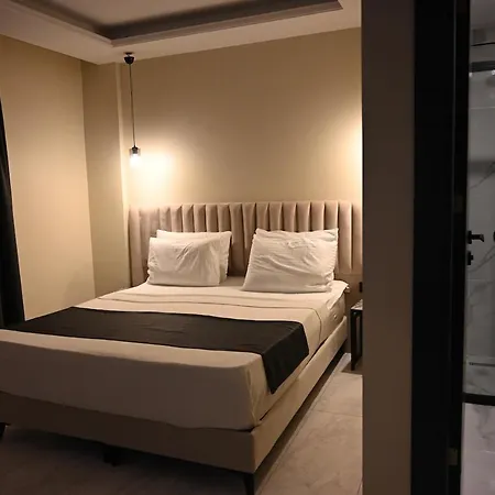 Hotel Main Airport 3*