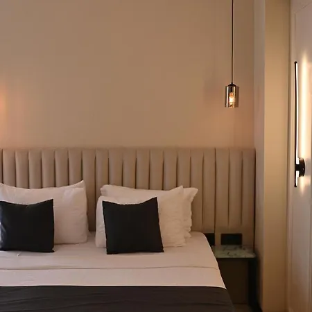 Main Airport Hotel