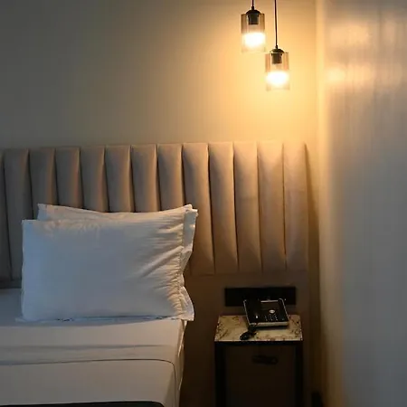 Hotel Main Airport 3*